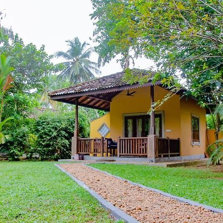 Birds Paradise Cabanas Unawatuna Luaran gambar