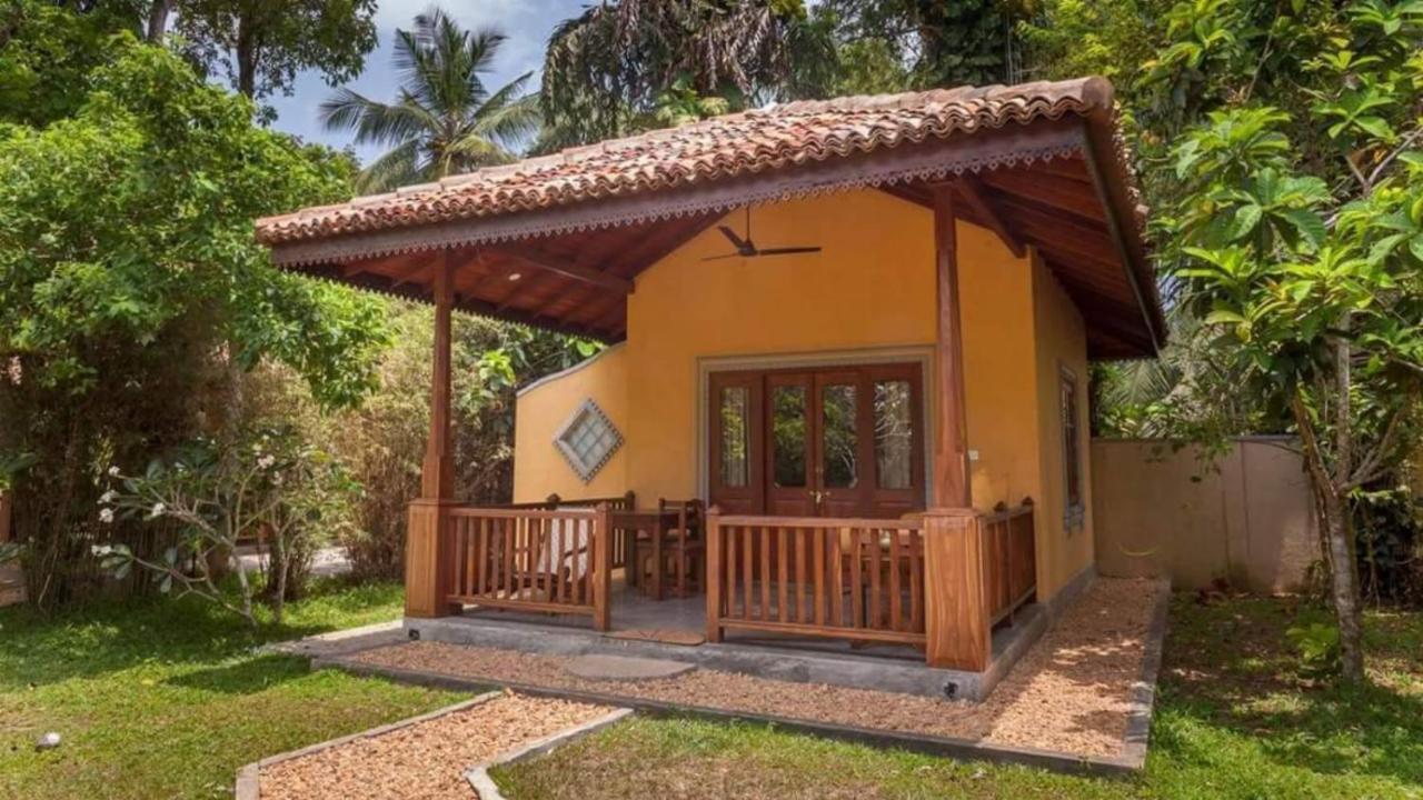 Birds Paradise Cabanas Unawatuna Luaran gambar