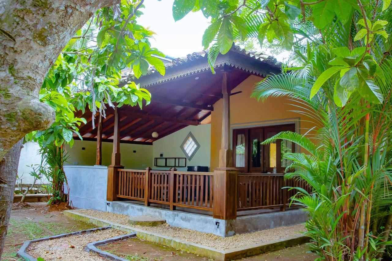Birds Paradise Cabanas Unawatuna Luaran gambar